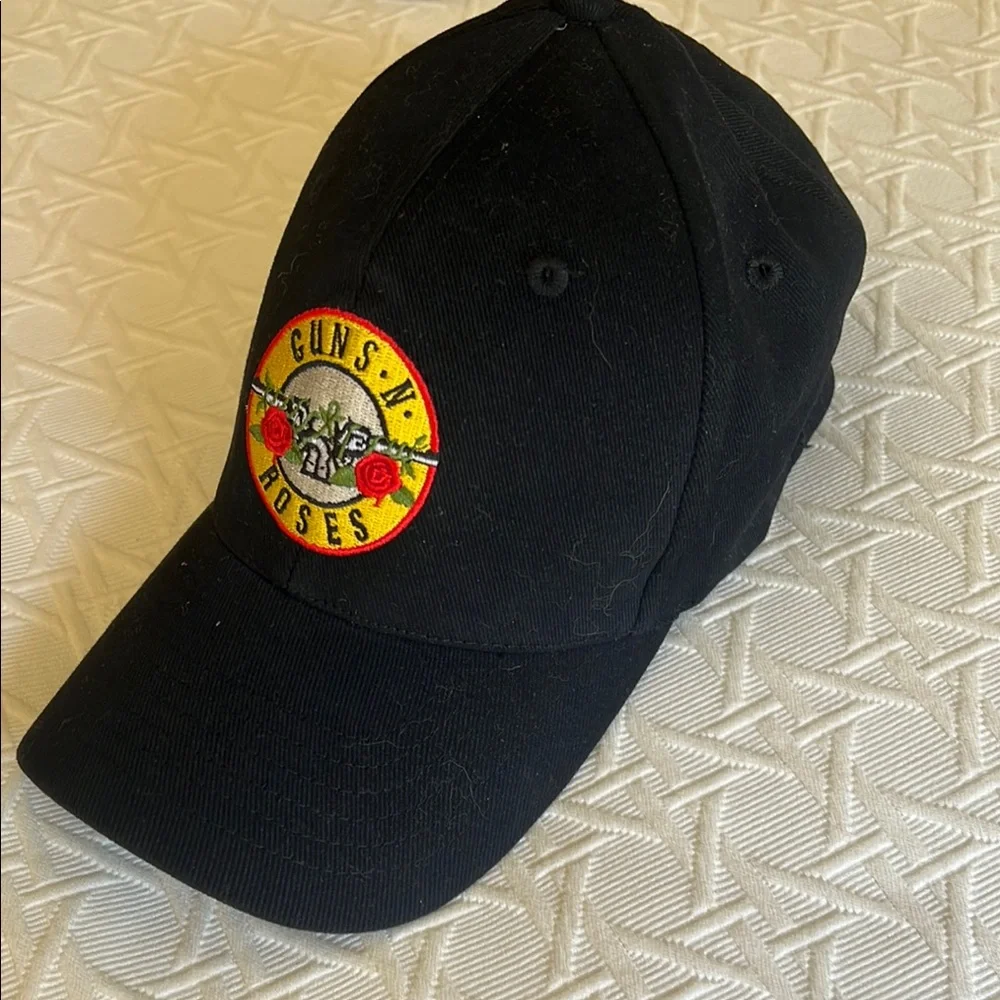Black Baseball Cap - Picture 2 of 5